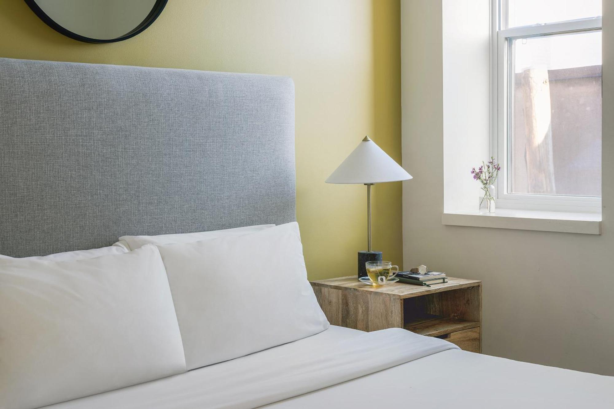 Sonder Le Guerin Aparthotel Montreal Room photo